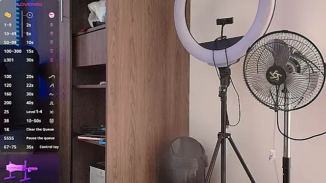 Snapshot of Alba_Olimpo chatting on 03/03/26, 05:19 Alba Olimpo online show from 03/03/26, 05:19