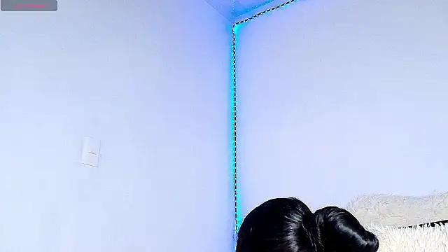 Snapshot of Alba_Olimpo chatting on 03/16/26, 06:45 Alba Olimpo online show from 03/16/26, 06:45