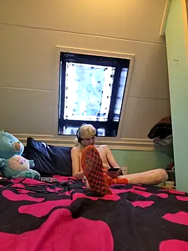 Snapshot of Doggyray44 chatting on 03/16/26, 10:19 Doggyray44 online show from 03/16/26, 10:19