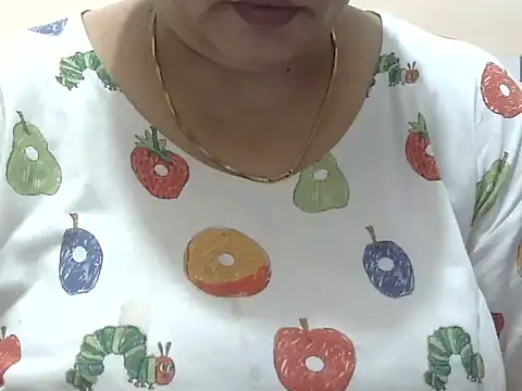 Snapshot of bhabhi_jaan11 chatting on 09/26/25, 02:10 bhabhi jaan11 online show from 09/26/25, 02:10