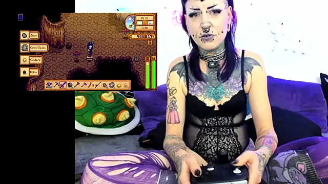Snapshot of Purple_Coffin666 chatting on 06/03/26, 06:24 Purple Coffin666 online show from 06/03/26, 06:24