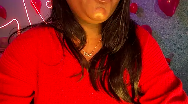 expression queen online show from 02/15/25, 08:54