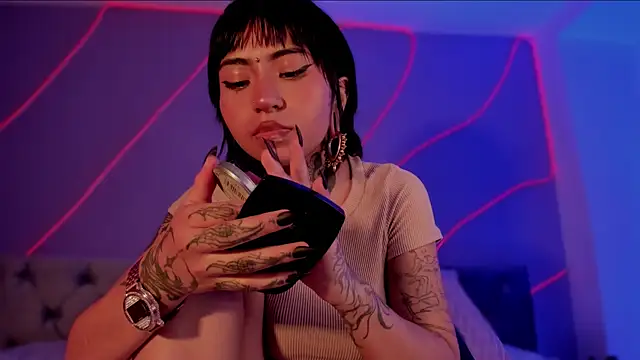 Evangeline bell online show from 12/21/24, 08:21