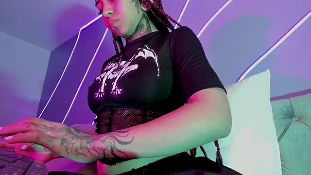 Evangeline bell online show from 01/13/25, 12:13