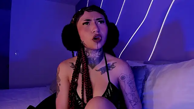 Evangeline bell online show from 01/13/25, 03:15