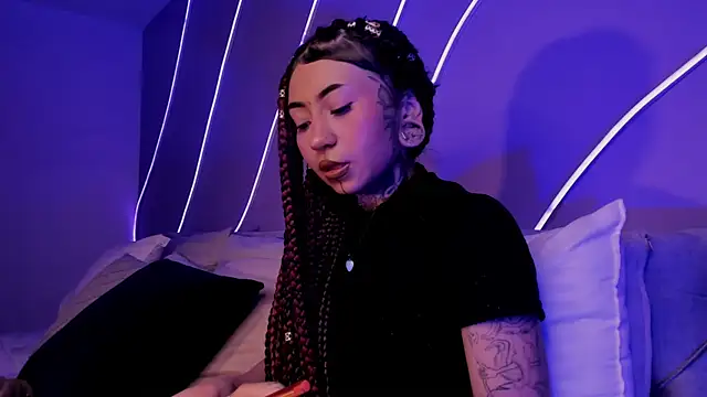 Evangeline bell online show from 01/14/25, 02:53