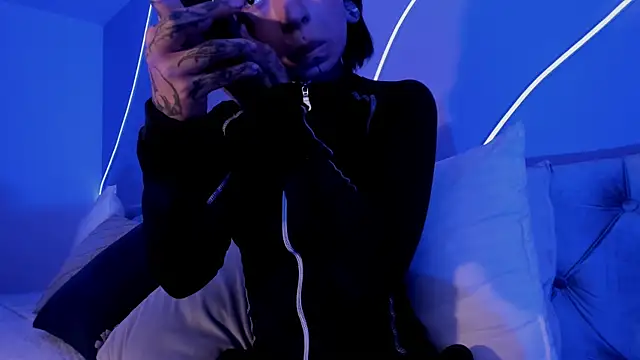 Evangeline bell online show from 01/16/25, 11:58