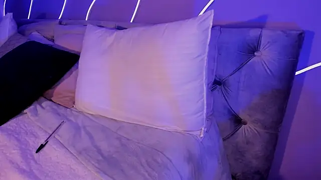 Evangeline bell online show from 01/16/25, 06:06