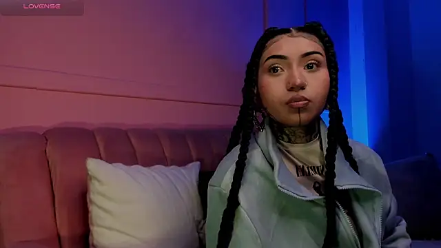 Evangeline bell online show from 03/10/25, 03:41