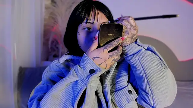 Evangeline bell online show from 09/23/25, 11:57