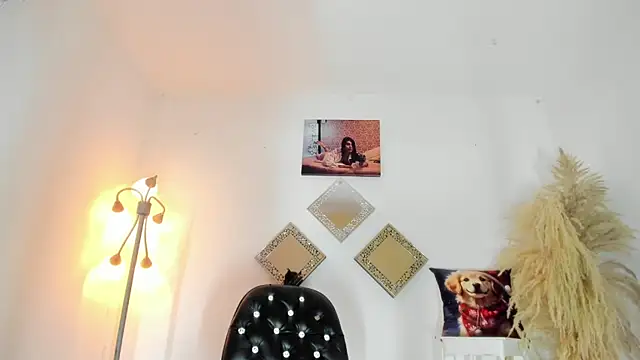 kattadoll online show from 11/11/25, 09:48