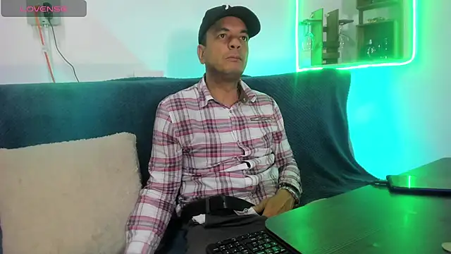 latinmartin73 online show from 01/28/25, 11:28