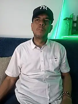 latinmartin73 online show from 02/27/25, 01:16