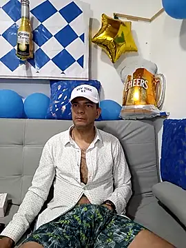 latinmartin73 online show from 09/25/25, 12:25