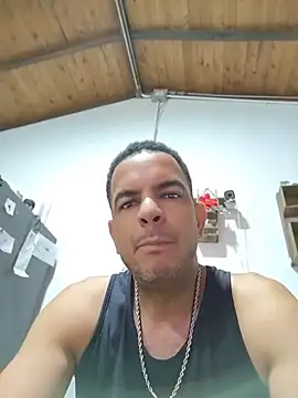latinmartin73 online show from 06/14/26, 04:47