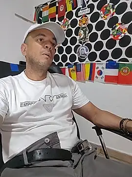 latinmartin73 online show from 06/27/26, 07:41