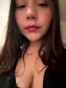 Snapshot of kittyfresita chatting on 01/11/26, 04:28 kittyfresita online show from 01/11/26, 04:28