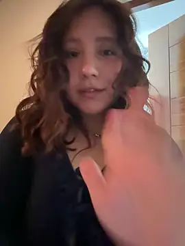 Snapshot of kittyfresita chatting on 03/01/26, 03:41 kittyfresita online show from 03/01/26, 03:41