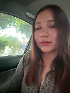 Snapshot of kittyfresita chatting on 03/04/26, 10:38 kittyfresita online show from 03/04/26, 10:38