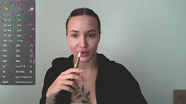 Stasia Queen online show from 12/02/24, 09:45