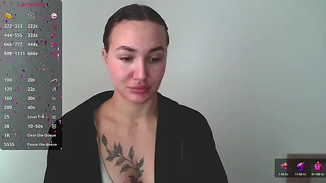 Stasia Queen online show from 12/10/24, 11:54