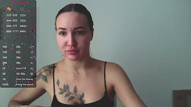 Stasia Queen online show from 12/20/24, 09:32