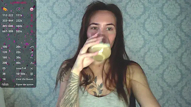 Stasia Queen online show from 01/16/25, 08:22