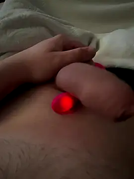 Snapshot of Young-hornyboy chatting on 10/20/25, 05:35 Young-hornyboy online show from 10/20/25, 05:35