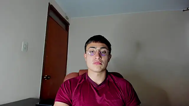 Leoknight online show from 02/05/25, 08:57