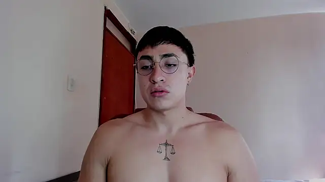 Leoknight online show from 03/09/25, 07:37