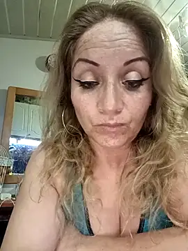 Fenix 528 online show from 10/16/25, 11:17