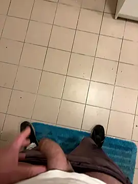 Snapshot of mj23641 chatting on 01/10/26, 03:36 mj23641 online show from 01/10/26, 03:36