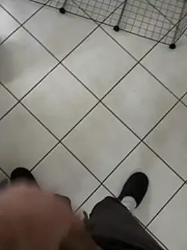 Snapshot of mj23641 chatting on 02/12/26, 08:31 mj23641 online show from 02/12/26, 08:31