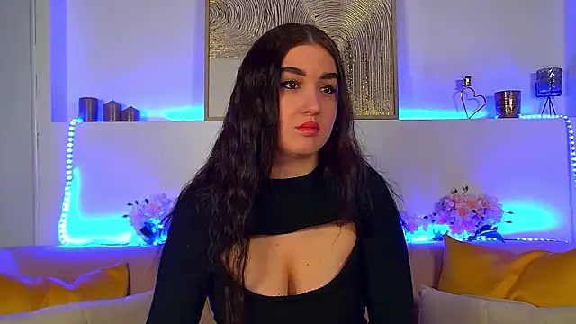 ChristinaMilton online show from 02/18/25, 06:26