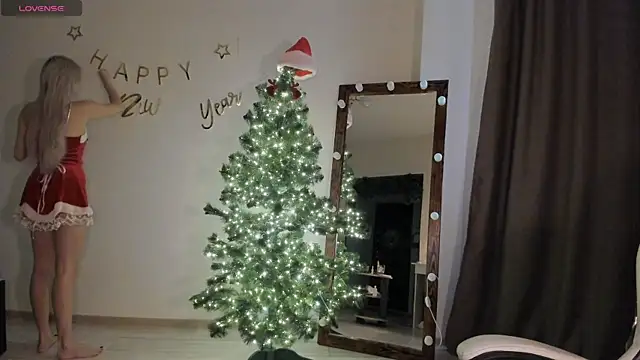 Lana Younes online show from 12/22/24, 08:16