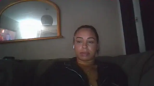 Snapshot of bigbootyjayda chatting on 11/17/25, 11:54 bigbootyjayda online show from 11/17/25, 11:54