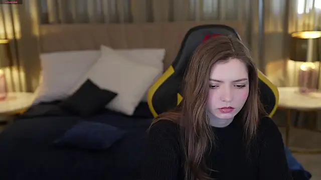 Snapshot of Michelle_054 chatting on 02/23/25, 12:48 Michelle 054 online show from 02/23/25, 12:48