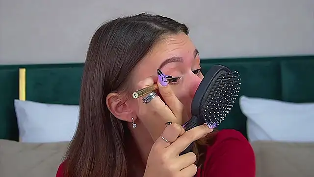 PollyLanders online show from 11/12/25, 06:25