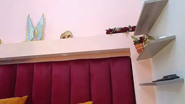 JESSYCORTES online show from 01/28/25, 01:38