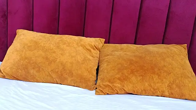 JESSYCORTES online show from 03/13/25, 02:01