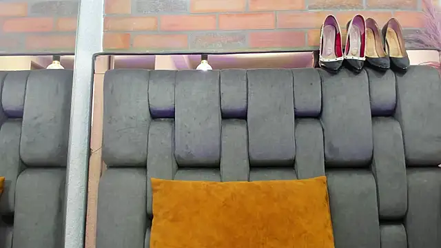 JESSYCORTES online show from 10/03/25, 02:14