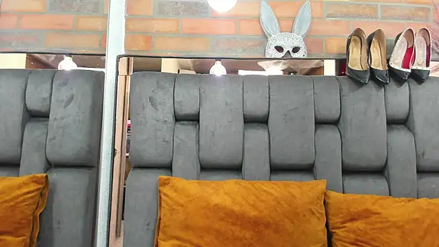 JESSYCORTES online show from 10/14/25, 02:29