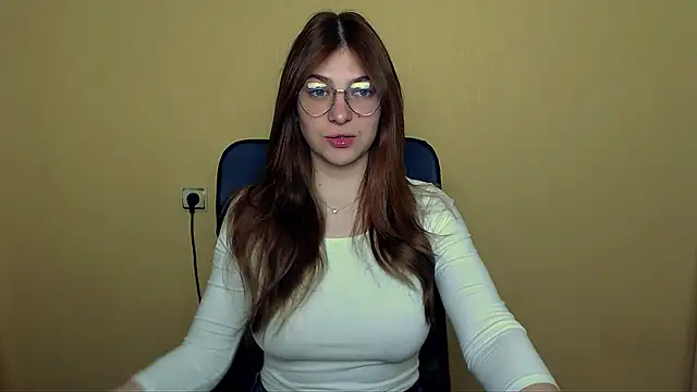 Luna Lush  online show from 05/02/26, 08:30