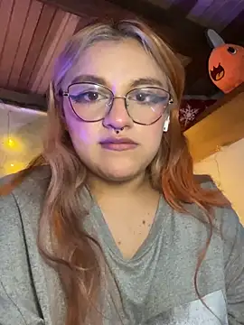 SophiaWeestt99 online show from 02/03/26, 06:40