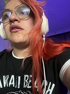 SophiaWeestt99 online show from 06/04/26, 03:01