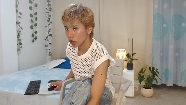 Tommyfoxboy online show from 01/16/25, 11:37