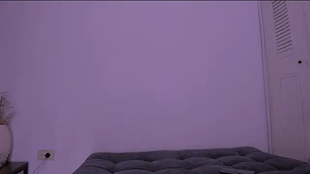 Miiafoxxx online show from 09/27/25, 02:27