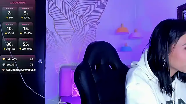 ZaraLim online show from 01/18/25, 03:27