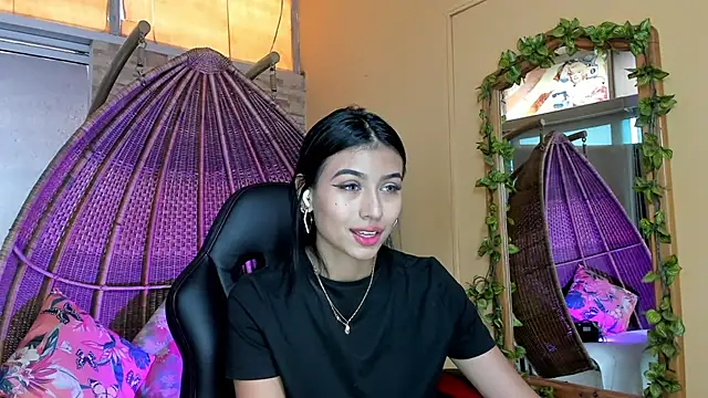 ZaraLim online show from 01/27/25, 09:33