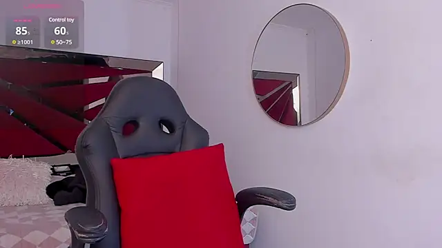 ZaraLim online show from 02/14/25, 12:03